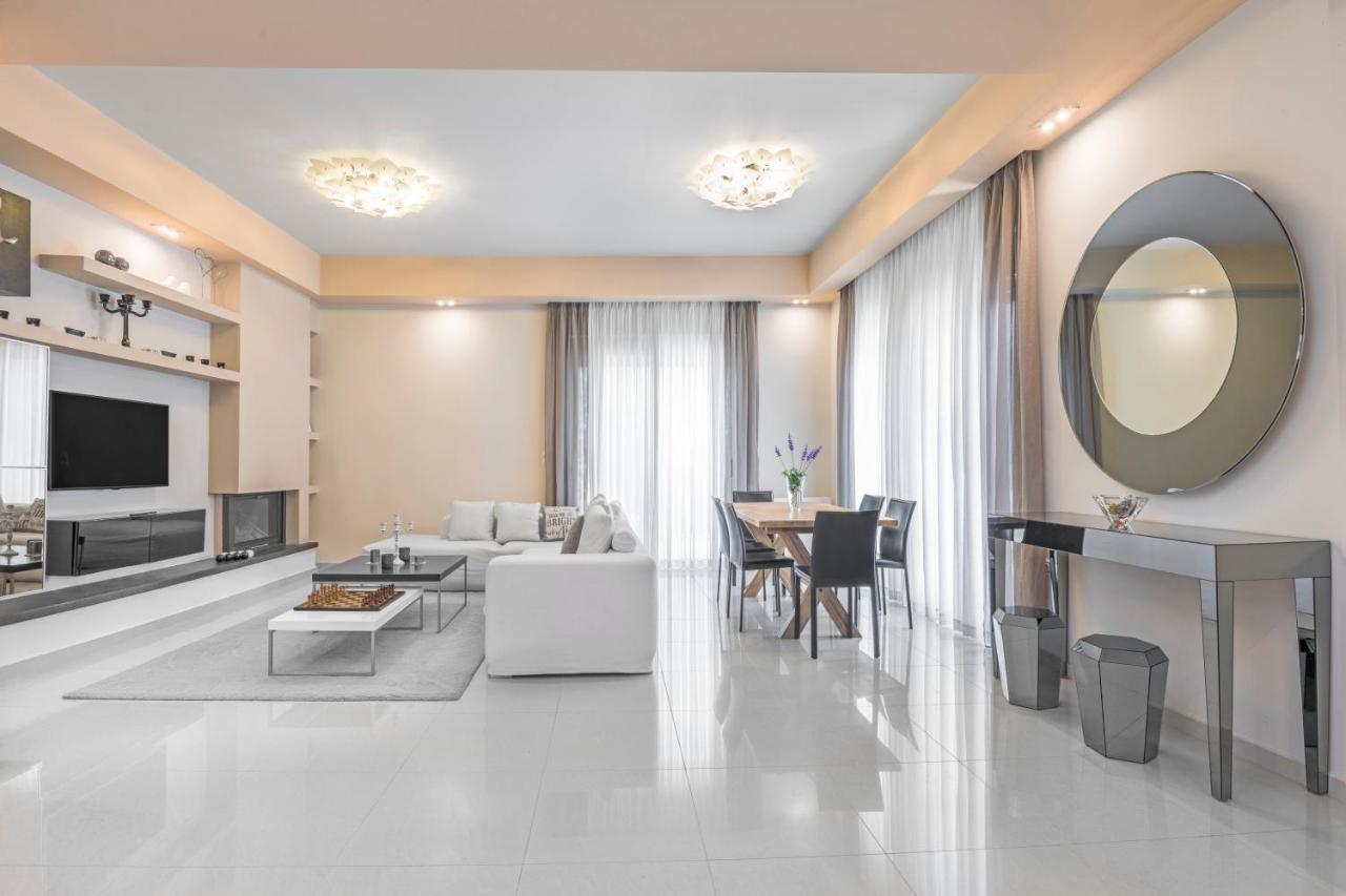 Rainbow Luxurious In וילה